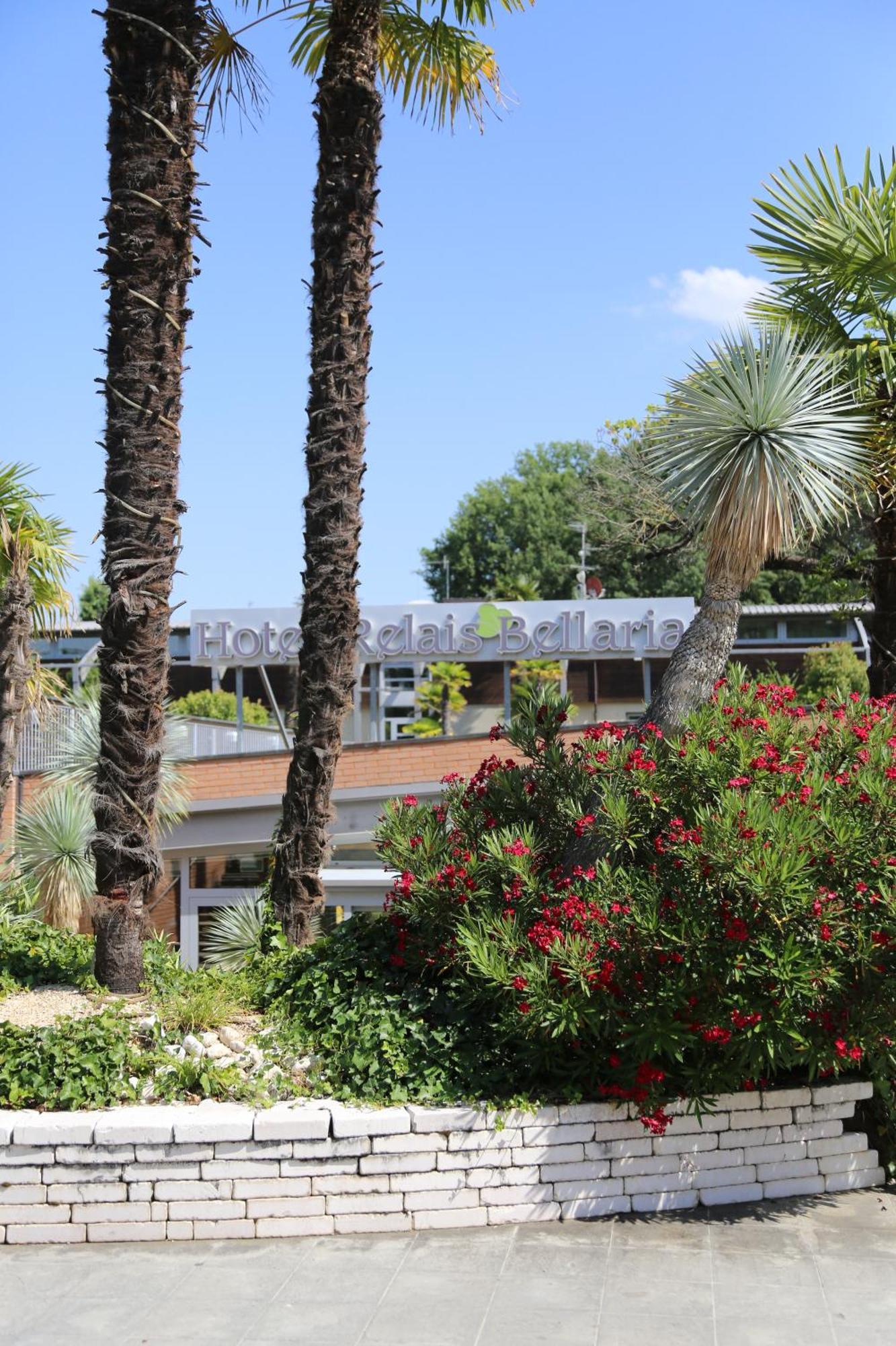 Relais Bellaria Hotel & Congressi Сан-Ладзаро-ди-Савена Экстерьер фото